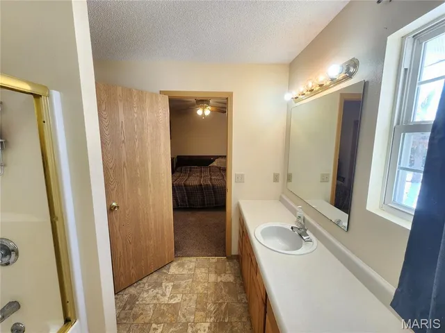 $254,900 | 670 Lone Pine Road, Houston, MO 65483