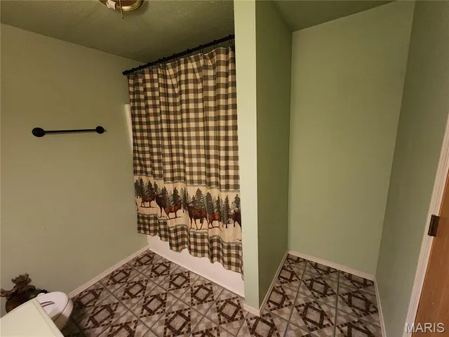 $254,900 | 670 Lone Pine Road, Houston, MO 65483