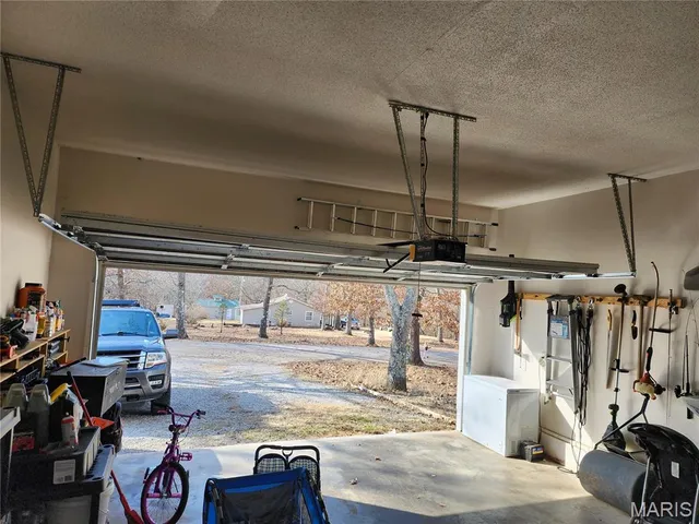 $254,900 | 670 Lone Pine Road, Houston, MO 65483