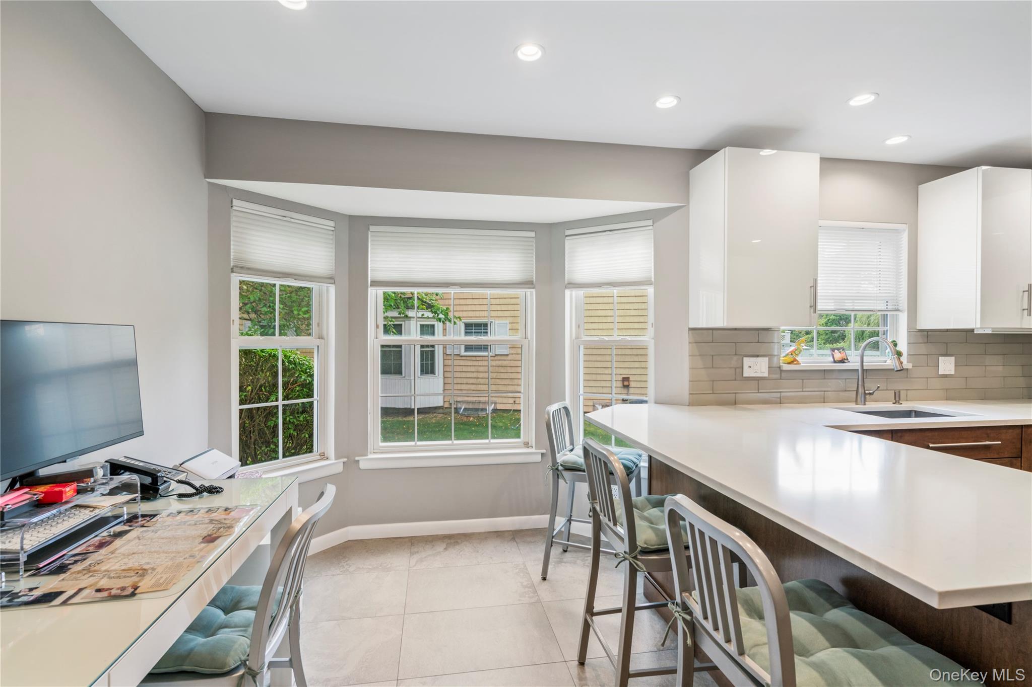 154 Hidden Ridge Drive Syosset, NY 11791 - Photo 12 of 34