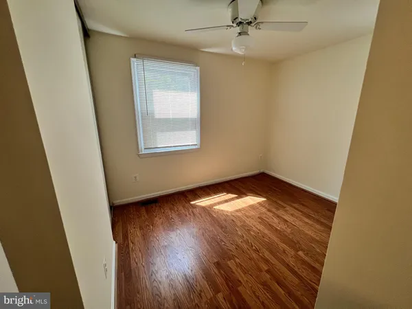 $2,950 | 2922 Amberleigh Way, Fairfax, VA 22031