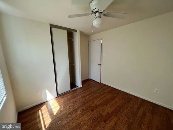 $2,950 | 2922 Amberleigh Way, Fairfax, VA 22031