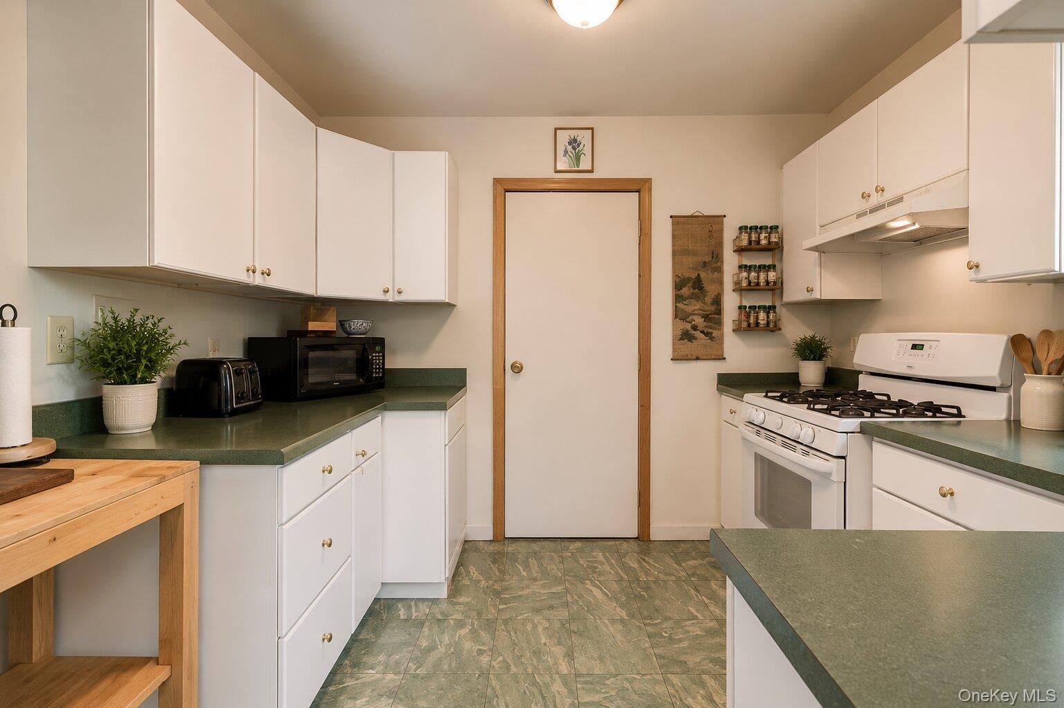 101 Red Star Road Greenfield Park, NY 12435 - Photo 11 of 50