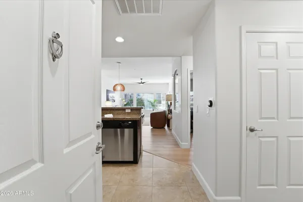 $3,100 | 5350 East Deer Valley Drive, Unit 1258, Phoenix, AZ 85054