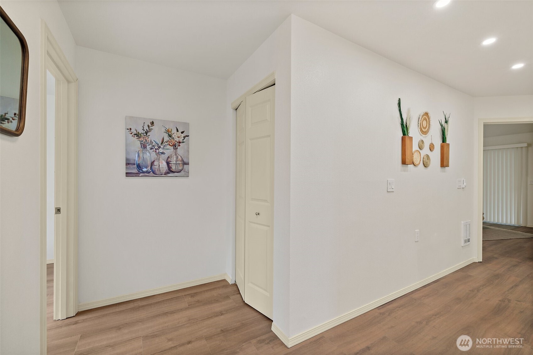 2201 192nd Street Southeast, Unit R105 Bothell, WA 98012 - Photo 2 of 40 Gallery Image 2