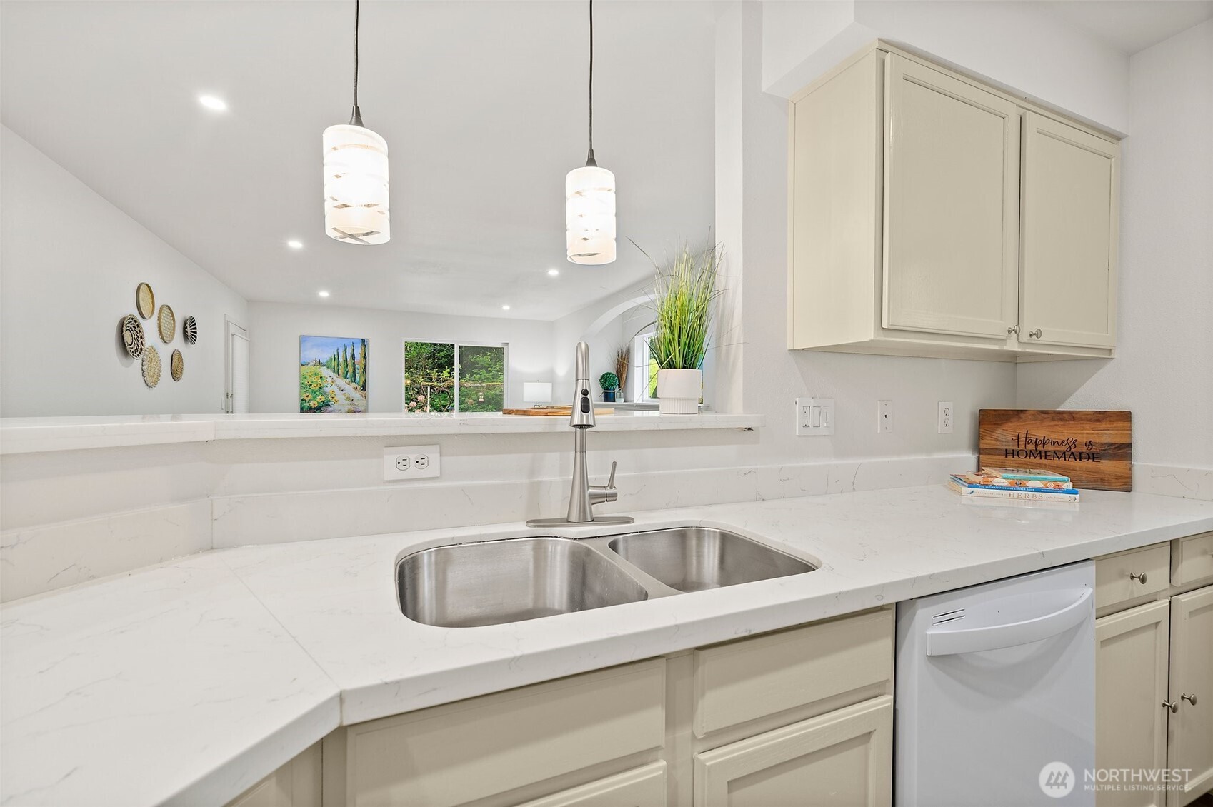 2201 192nd Street Southeast, Unit R105 Bothell, WA 98012 - Photo 5 of 40 Gallery Image 5