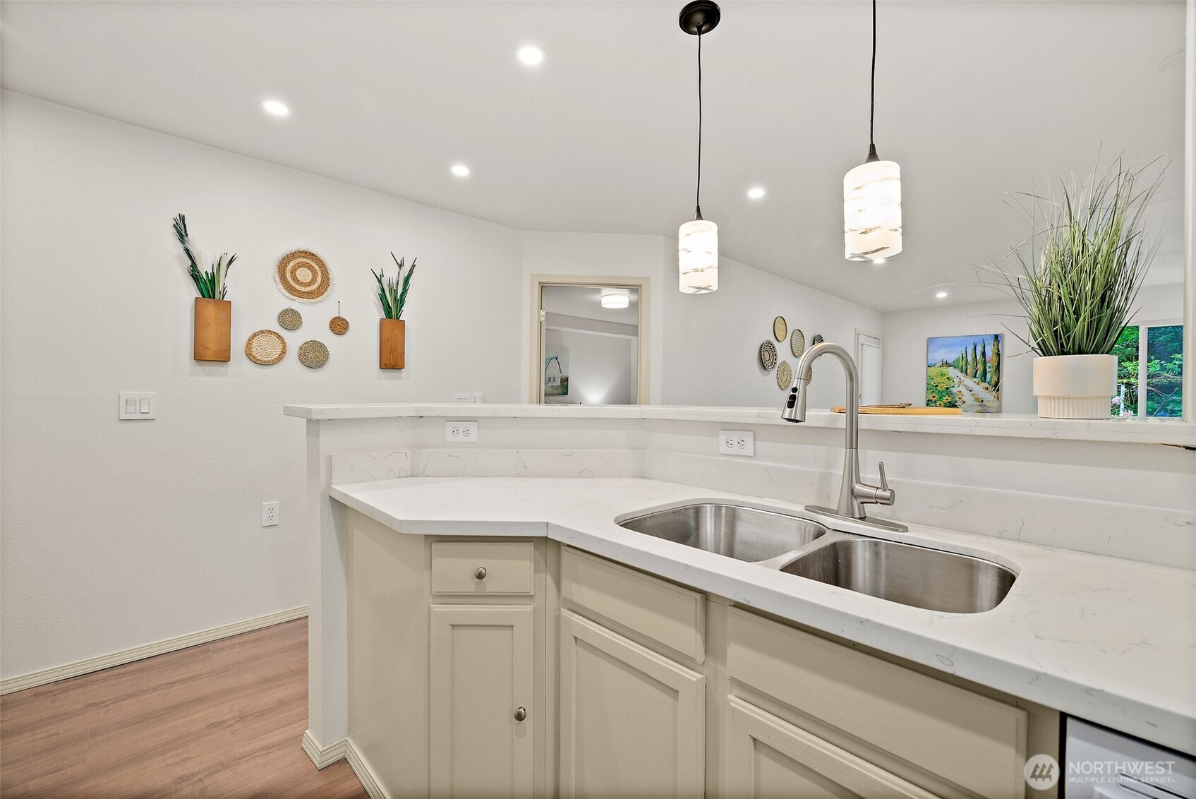2201 192nd Street Southeast, Unit R105 Bothell, WA 98012 - Photo 6 of 40 Gallery Image 6