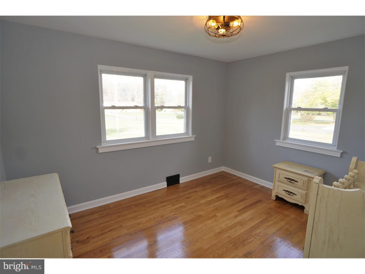 178 Dealtown Road Elmer, NJ 08318 - Photo 4 of 14