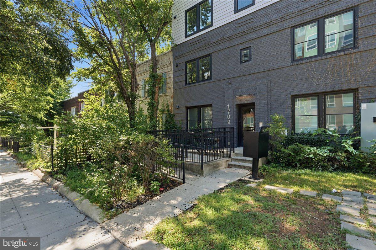 1709 H Street Northeast, Unit 3 Washington, DC 20002 - Photo 15 of 15