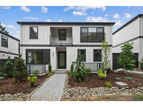 $749,900 | 262 G Avenue, Lake Oswego, OR 97034