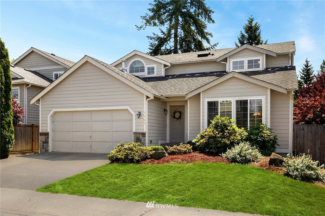 4409 Northeast 2nd Lane Renton, WA 98059 - Photo 1 of 25