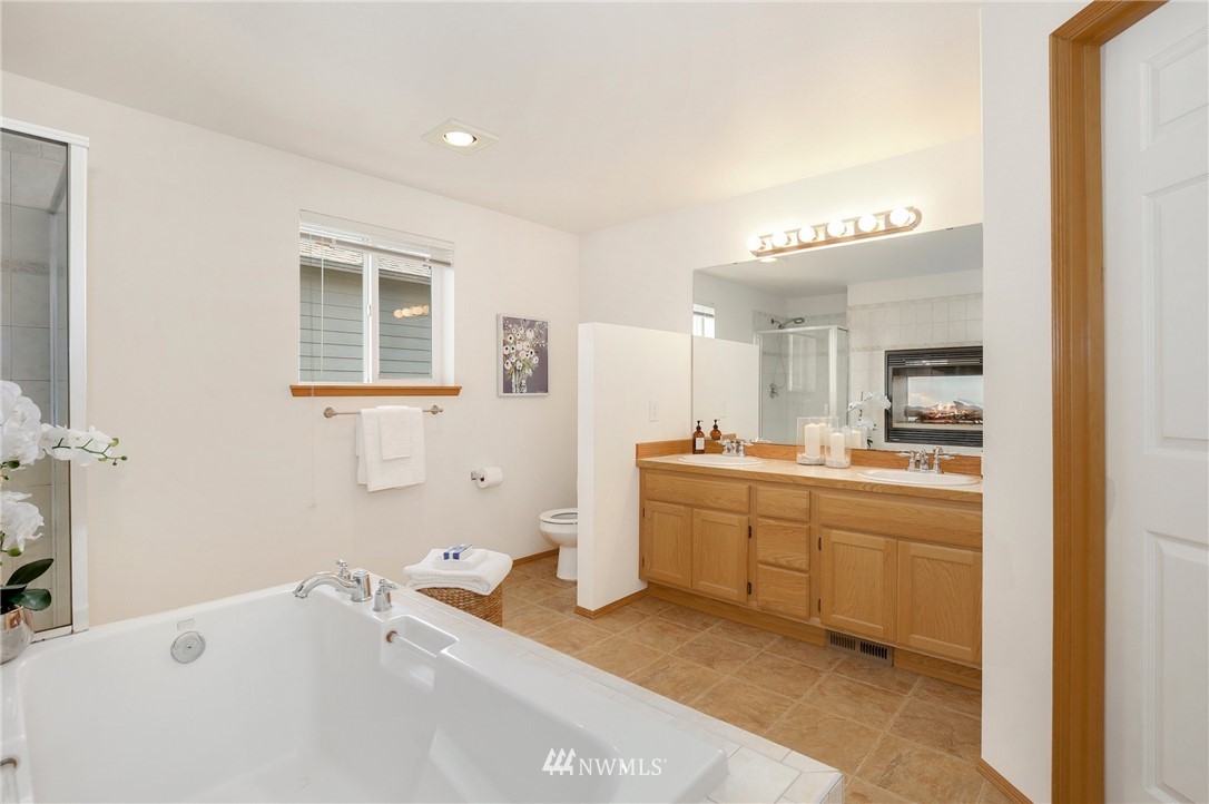 4409 Northeast 2nd Lane Renton, WA 98059 - Photo 18 of 25