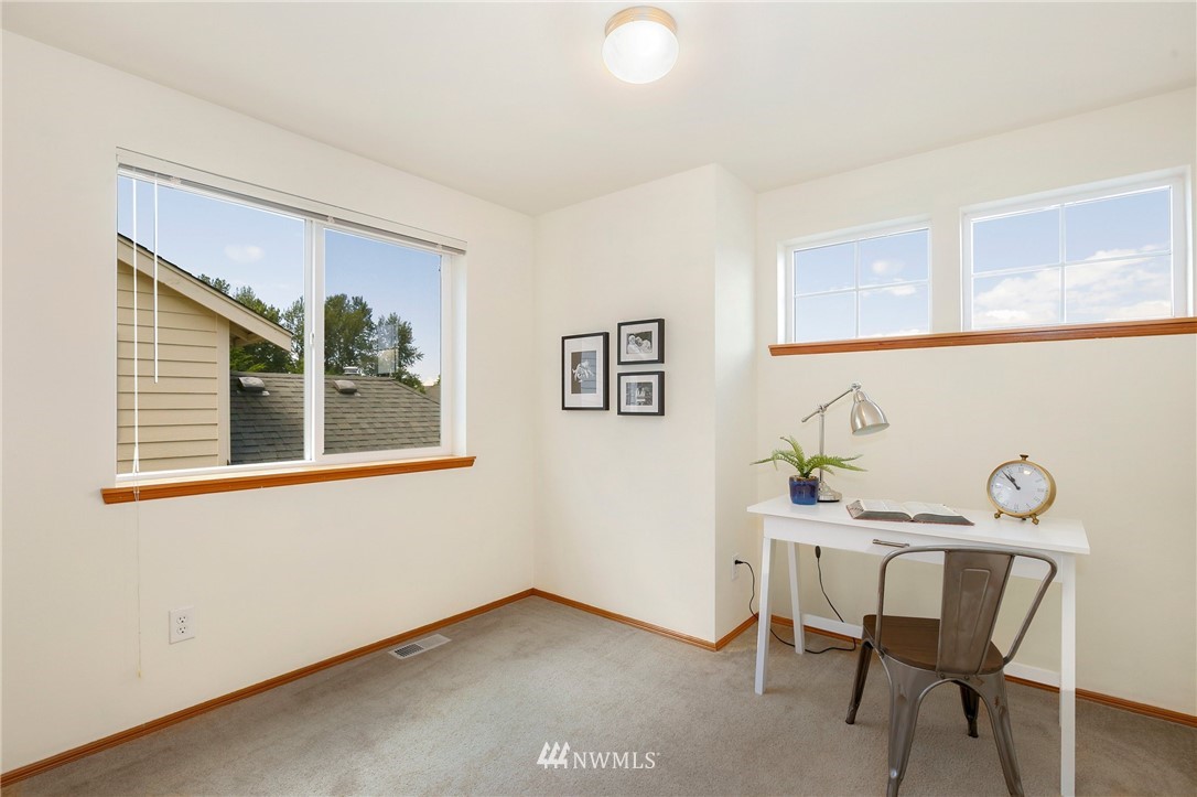 4409 Northeast 2nd Lane Renton, WA 98059 - Photo 21 of 25