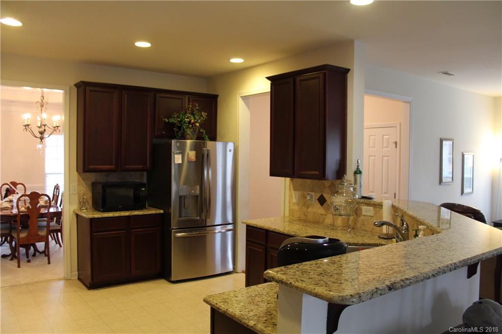 395 Chorus Road, Unit 8 Fort Mill, SC 29715 - Photo 3 of 24 Gallery Image 3