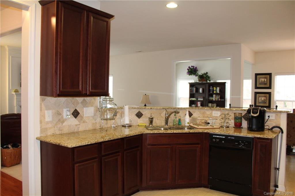 395 Chorus Road, Unit 8 Fort Mill, SC 29715 - Photo 5 of 24 Gallery Image 5