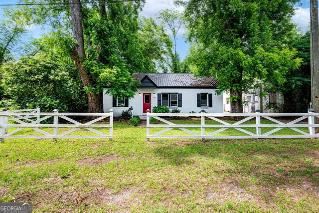 $255,000 | 120 East Screven Street, Milledgeville, GA 31061