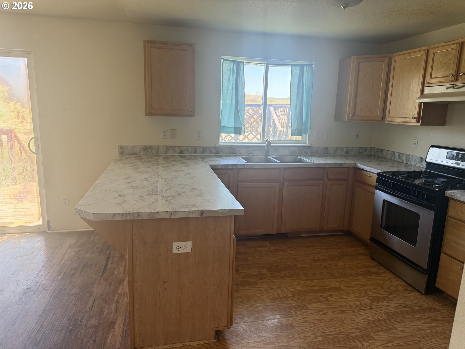 1300 Southwest 10th Court Pendleton, OR 97801 - Photo 6 of 14