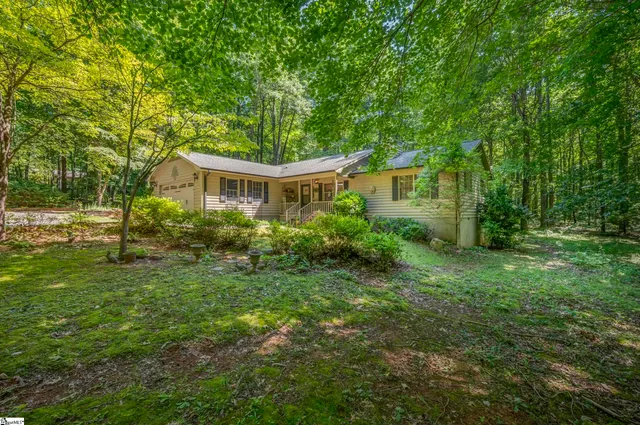 $395,000 | 144 Beechwood W Drive, Columbus, NC 28722