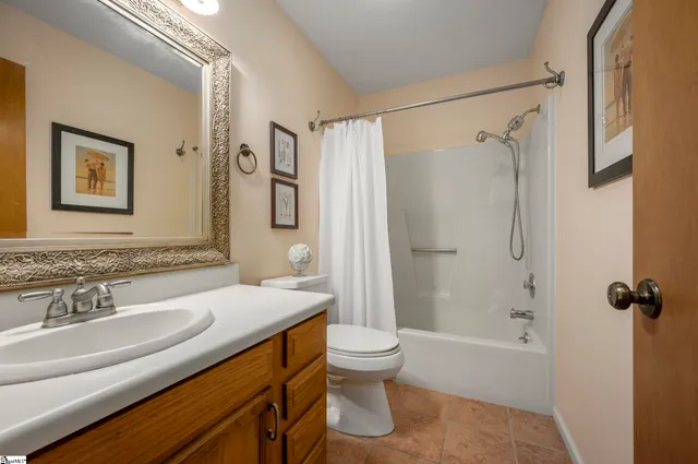 $395,000 | 144 Beechwood W Drive, Columbus, NC 28722