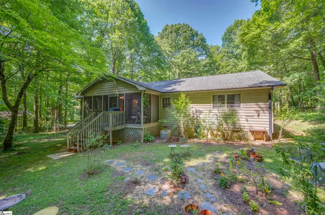 $395,000 | 144 Beechwood W Drive, Columbus, NC 28722