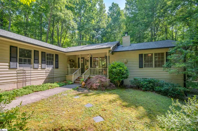 $395,000 | 144 Beechwood W Drive, Columbus, NC 28722