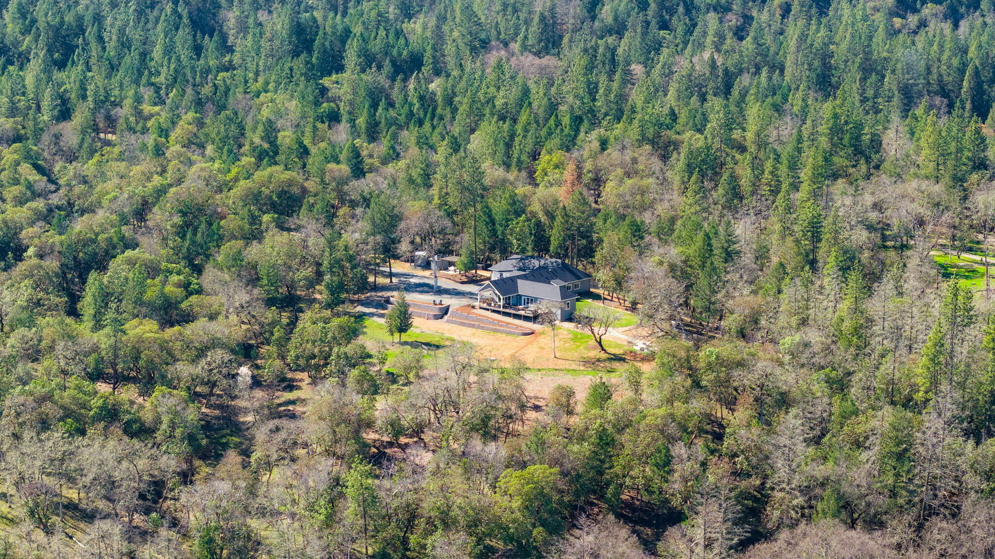 145 Lomas Road Jacksonville, OR 97530 - Photo 56 of 92