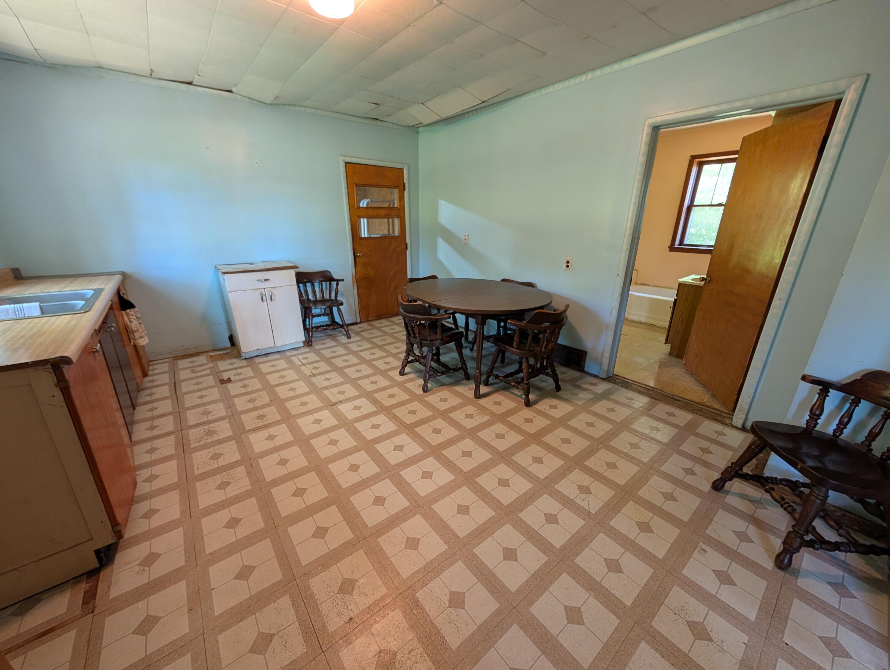 3909 Cloverville Road Fruitport, MI 49415 - Photo 8 of 37 1000008711