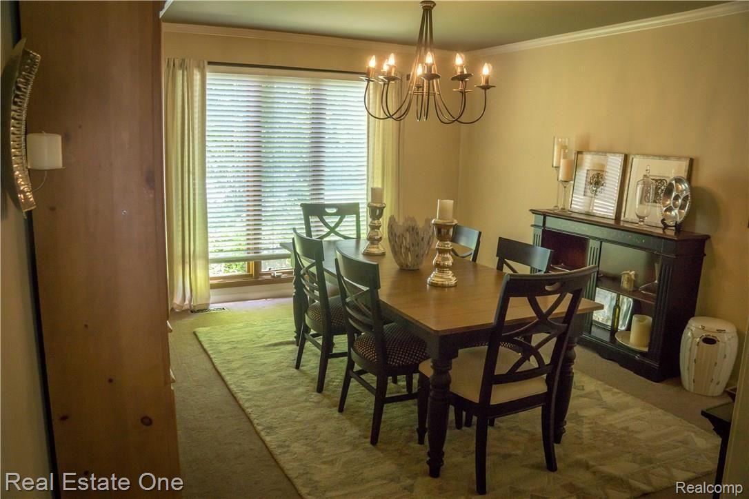 1175 Chaffer Drive Rochester, MI 48306 - Photo 20 of 48 20.jpg