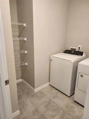 $2,100 | 1808 Carnostie Road, Winter Haven, FL 33884