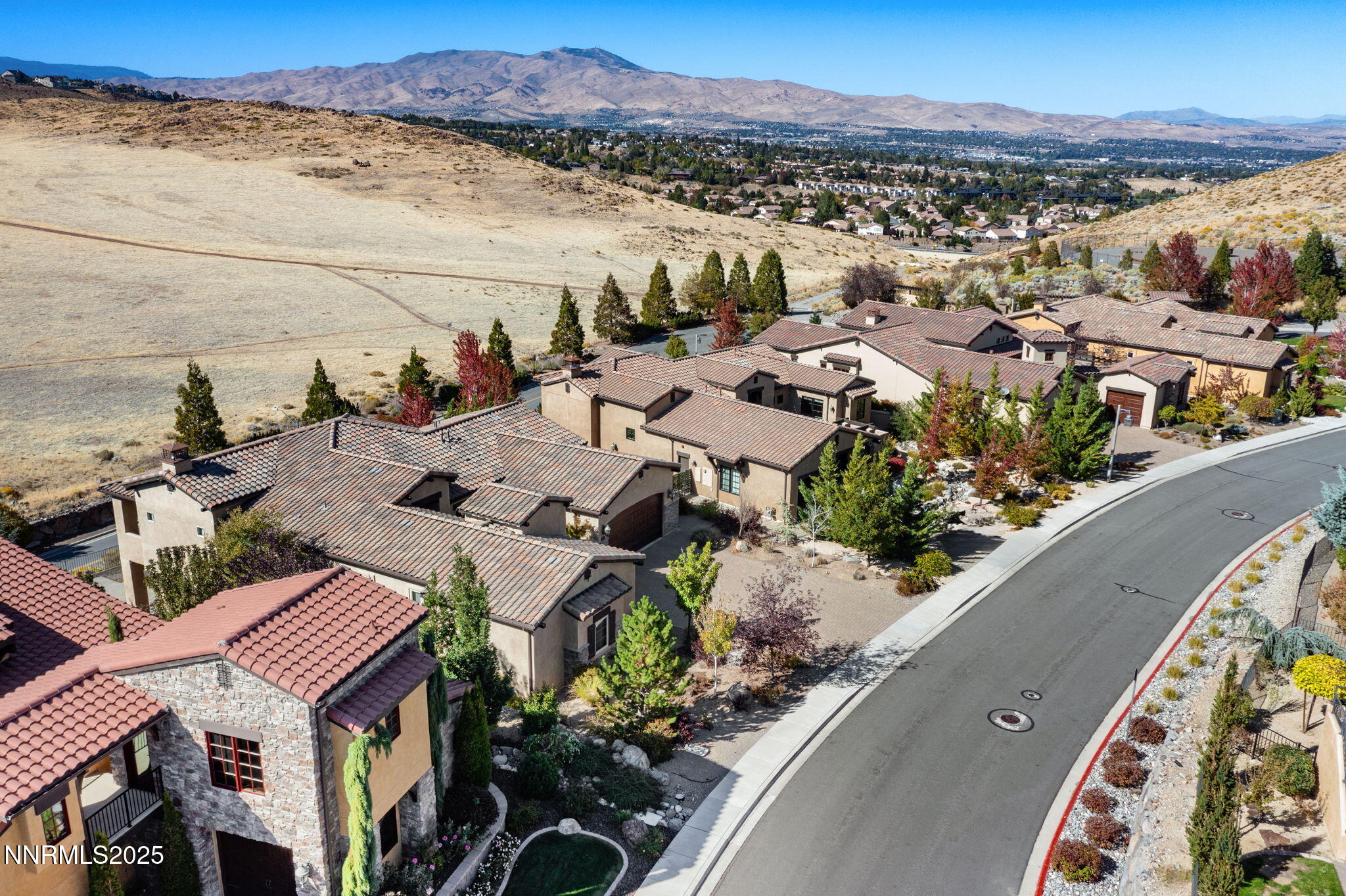 3172 Vista Favoloso Reno, NV 89519 - Photo 12 of 64 9-web-or-mls-DJI_0990