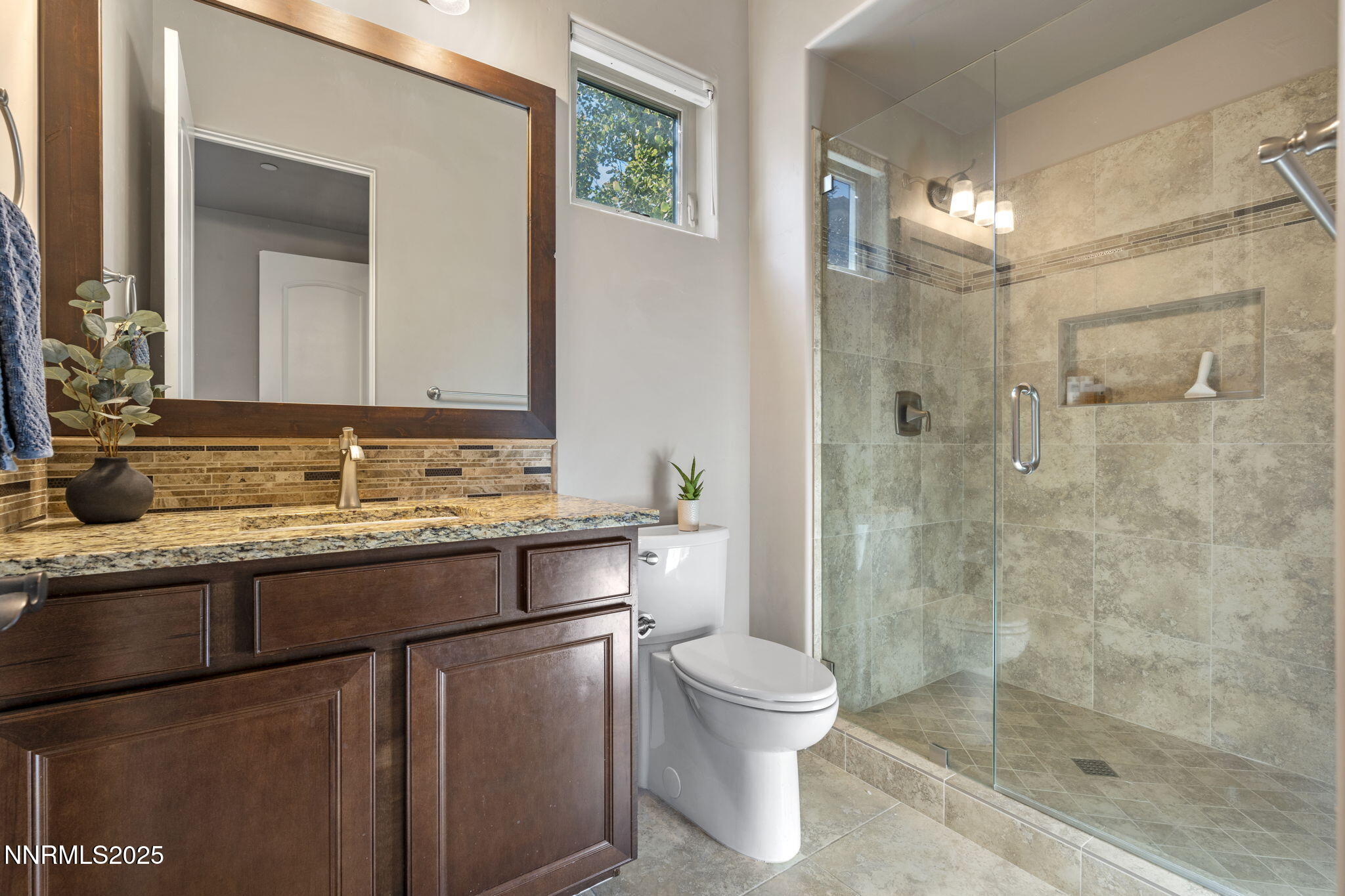 3172 Vista Favoloso Reno, NV 89519 - Photo 43 of 64 42-web-or-mls-DSC09923