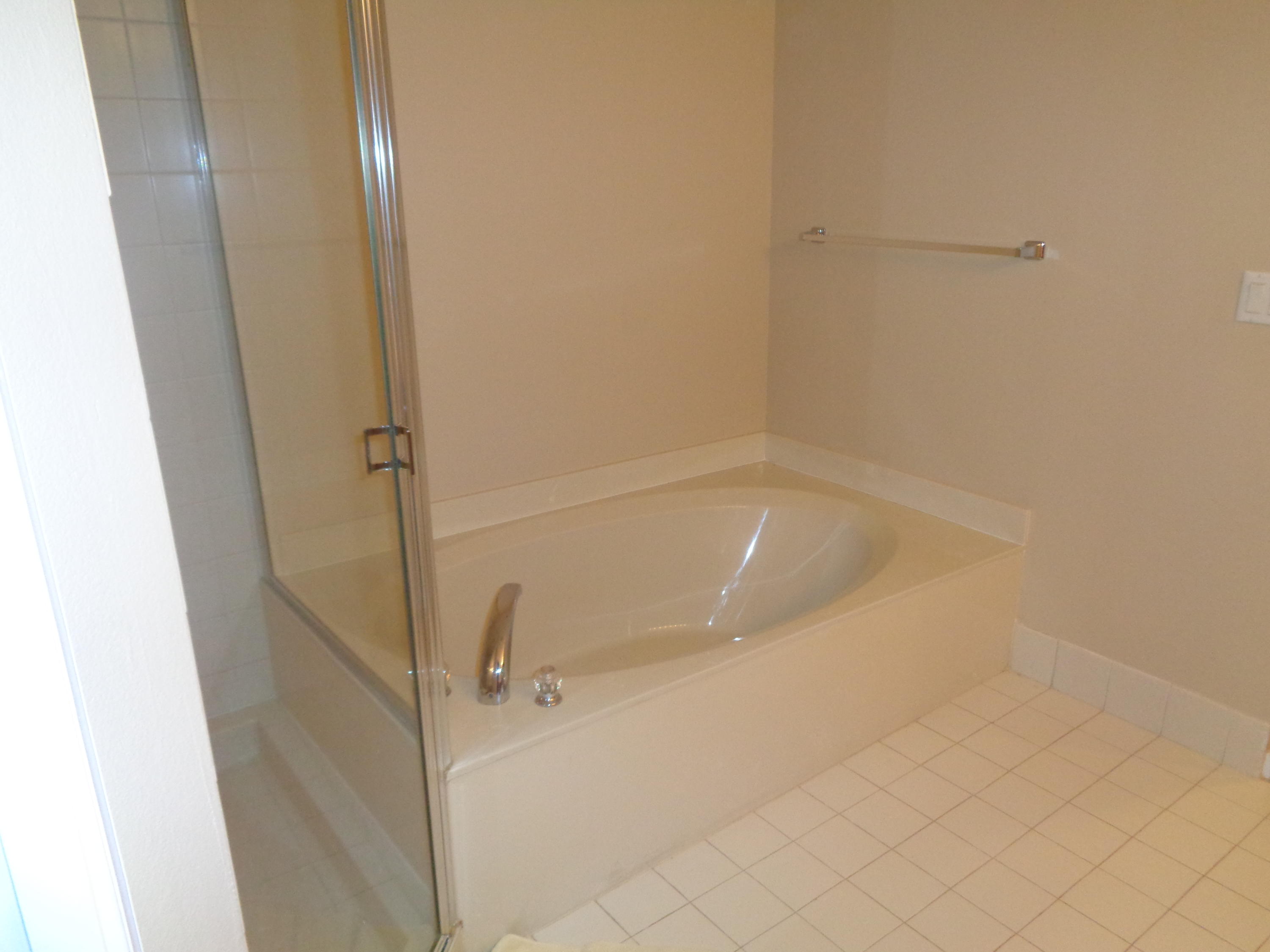 2062 Oakhurst Way, Unit 2062 Riviera Beach, FL 33404 - Photo 25 of 41 2018-09-27 13.42.10