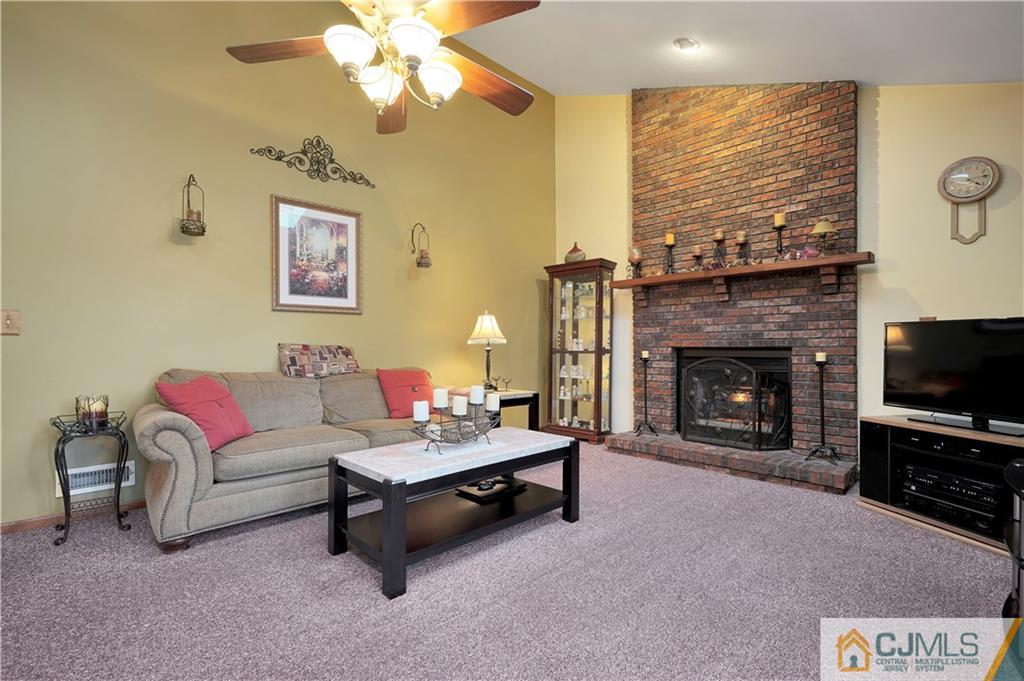 16 Rutherford Court Middlesex, NJ 08846 - Photo 12 of 26 Gallery Image 12