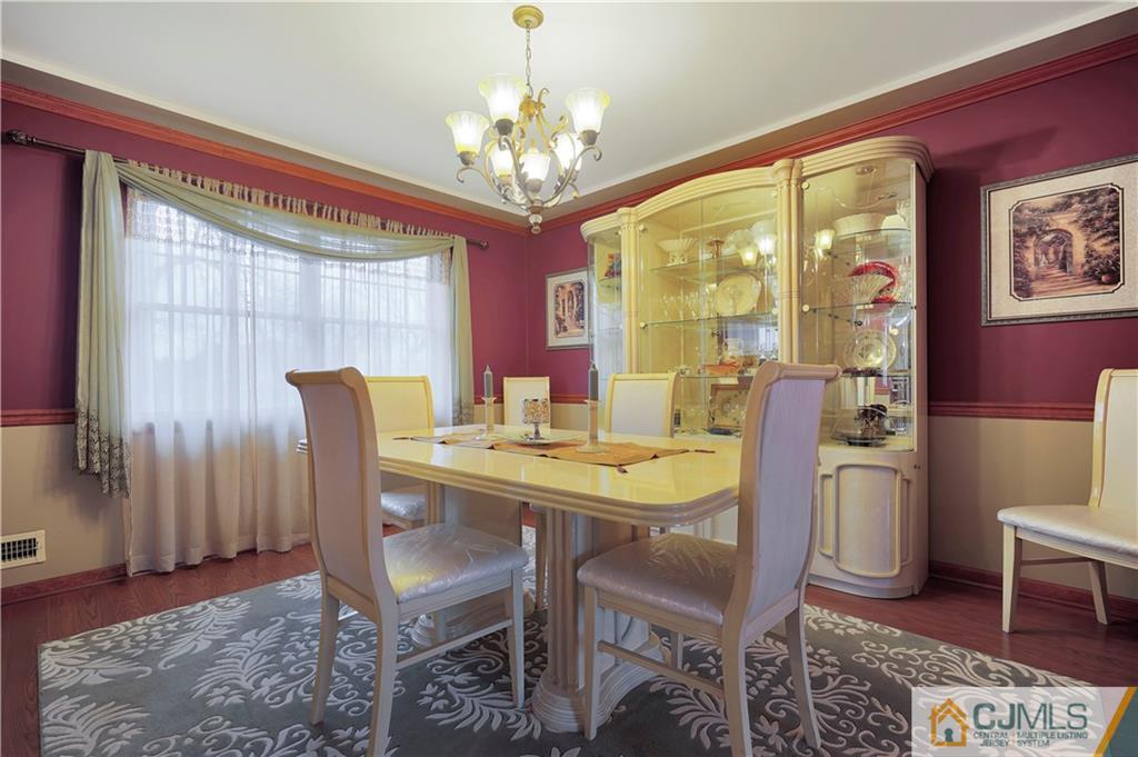 16 Rutherford Court Middlesex, NJ 08846 - Photo 8 of 26 Gallery Image 8