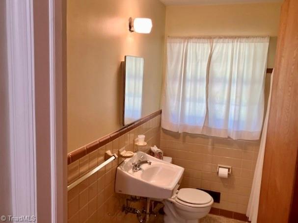 105 Kirk Road Greensboro, NC 27455 - Photo 22 of 36 Gallery Image 22