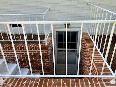 105 Kirk Road Greensboro, NC 27455 - Photo 5 of 36 Gallery Image 5