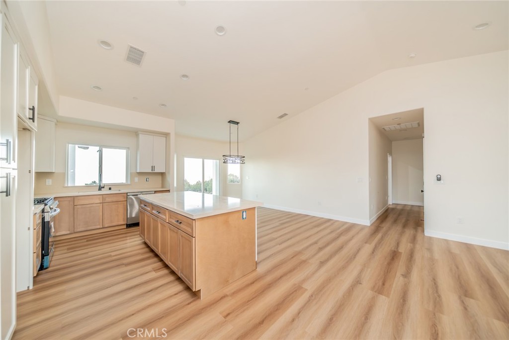 1114 Hollister Road Pinon Hills, CA 92372 - Photo 14 of 61