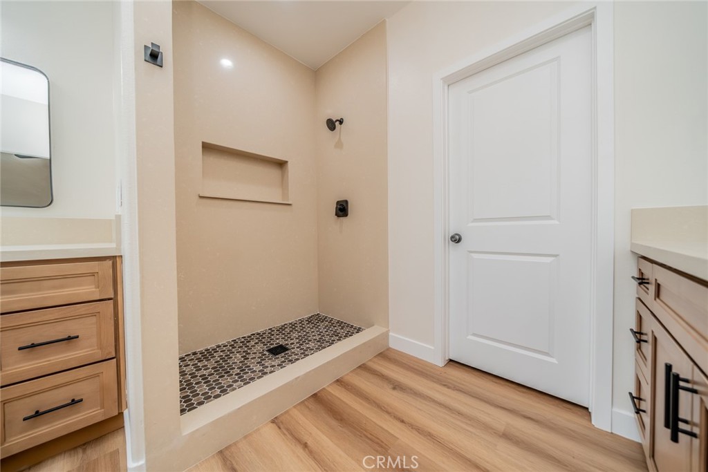 1114 Hollister Road Pinon Hills, CA 92372 - Photo 39 of 61 a view of kitchen and utility room