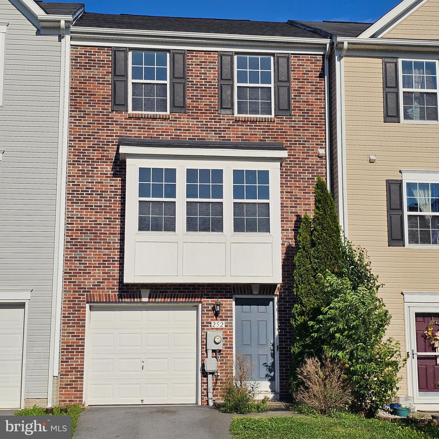 252 Rumbling Rock Road Hedgesville, WV 25427 - Photo 1 of 22