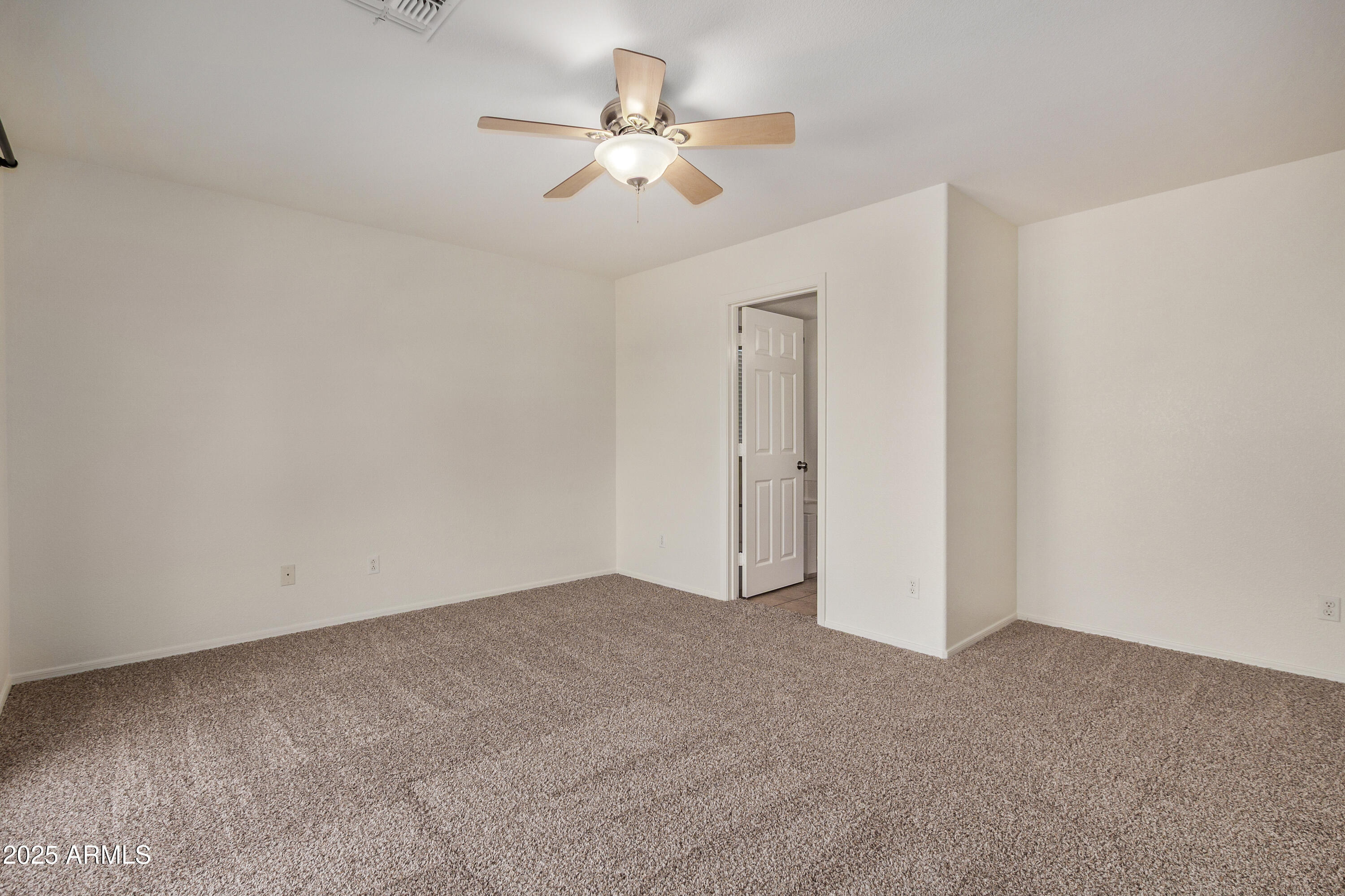 3792 East Woodside Way Gilbert, AZ 85297 - Photo 15 of 32 51 - Woodside