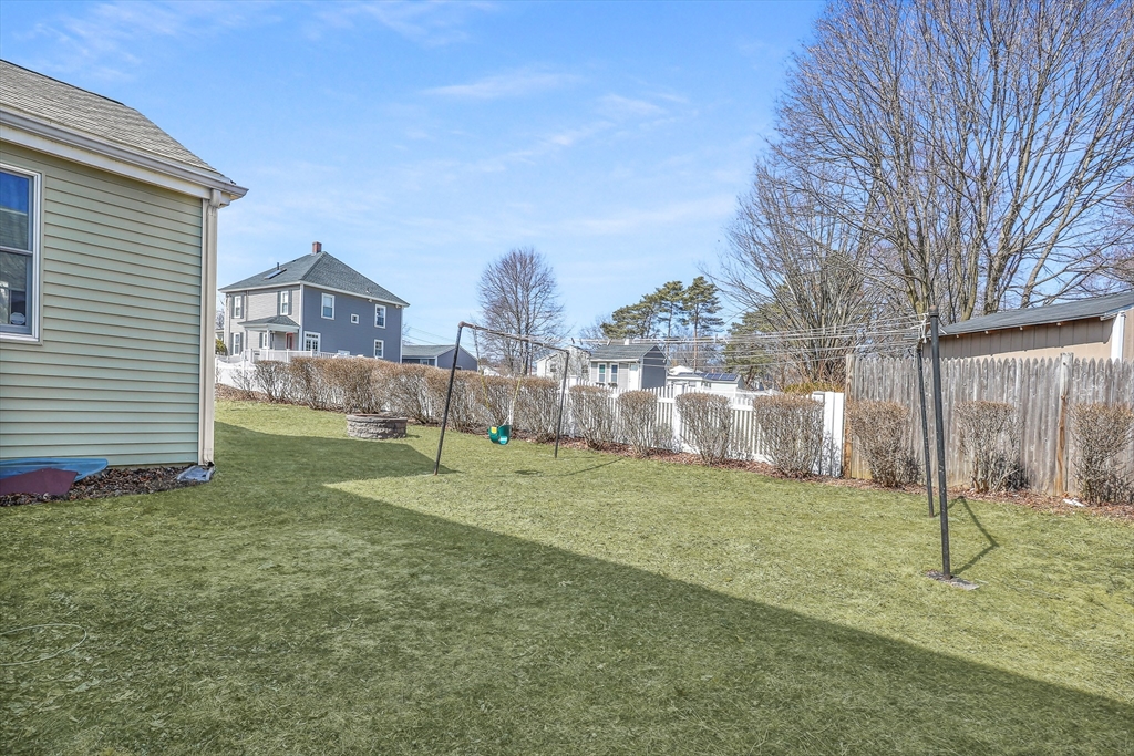 71 North Lowell Street Methuen, MA 01844 - Photo 26 of 30
