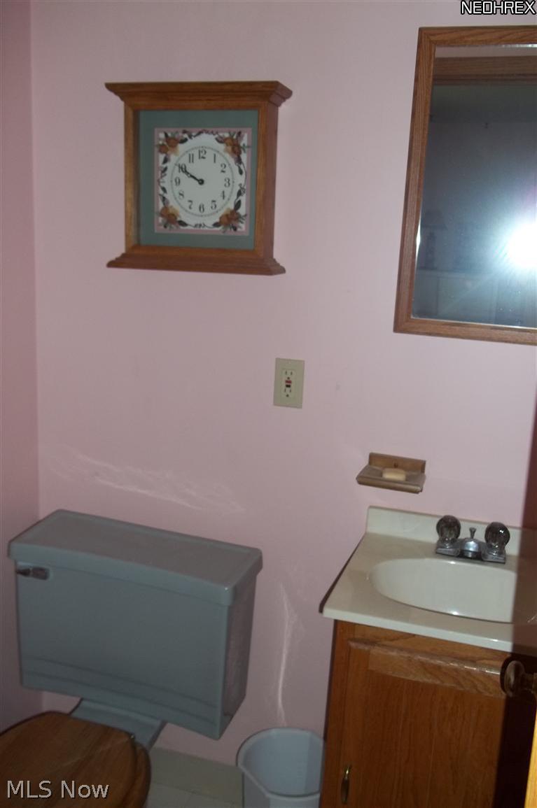 2625 Sandy Lake Road Ravenna, OH 44266 - Photo 22 of 25 master bedroom 1/2 bath