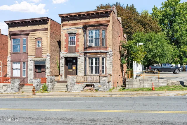 $349,900 | 169 Hoosick Street, Troy, NY 12180