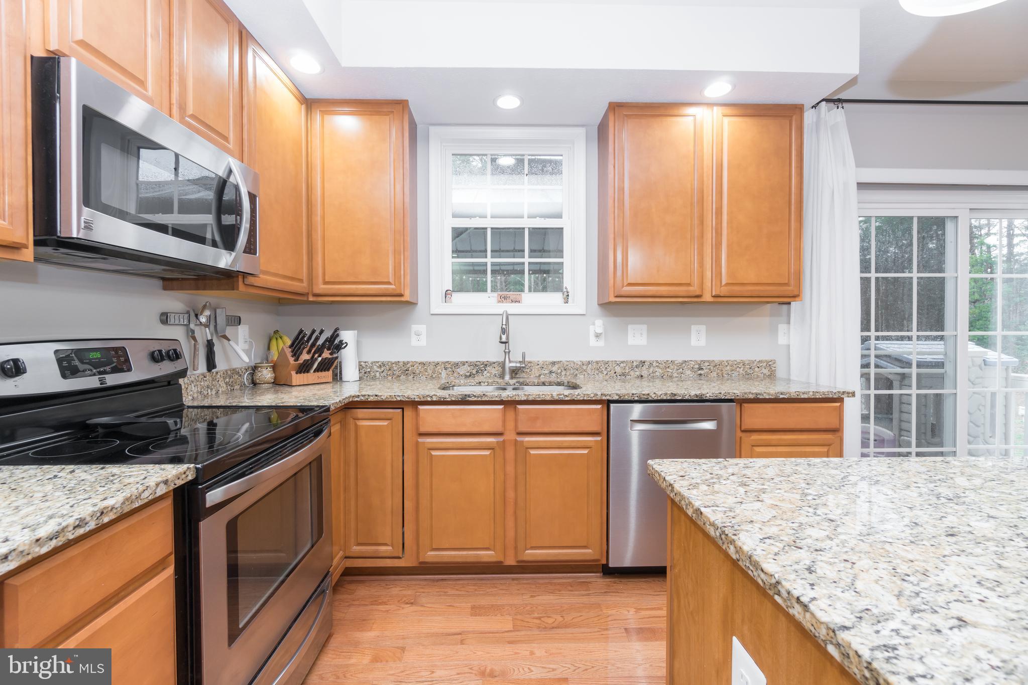6220 Hickory Ridge Road Spotsylvania, VA 22551 - Photo 11 of 35 Plenty of storage and prep space