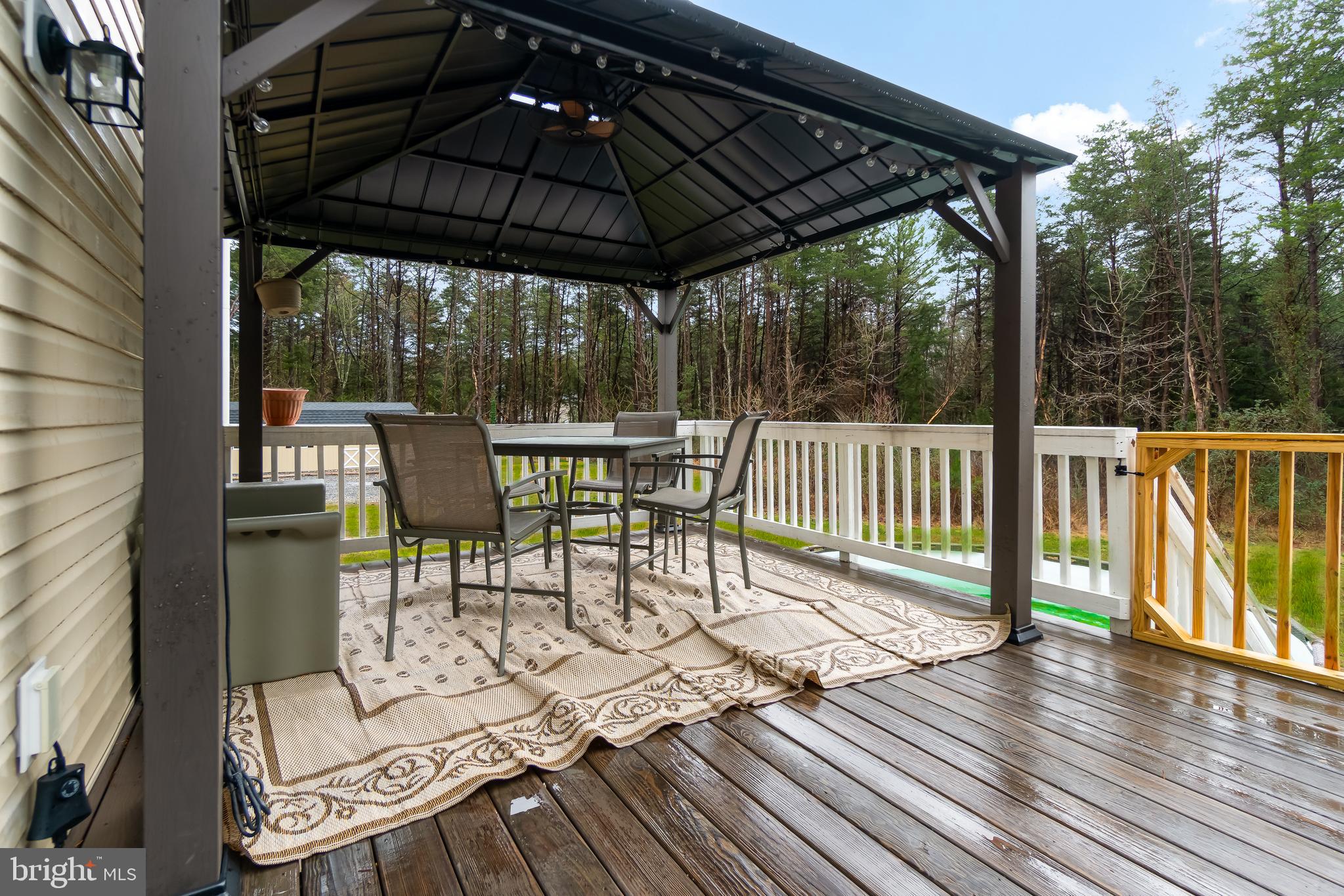 6220 Hickory Ridge Road Spotsylvania, VA 22551 - Photo 33 of 35 Relax on the rear deck!