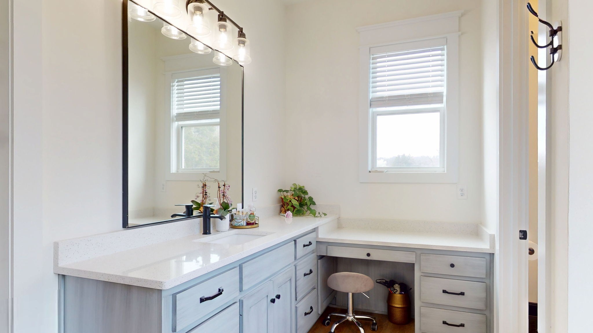 5130 Midland Road Christiana, TN 37037 - Photo 15 of 51 a bathroom with a sink and a mirror