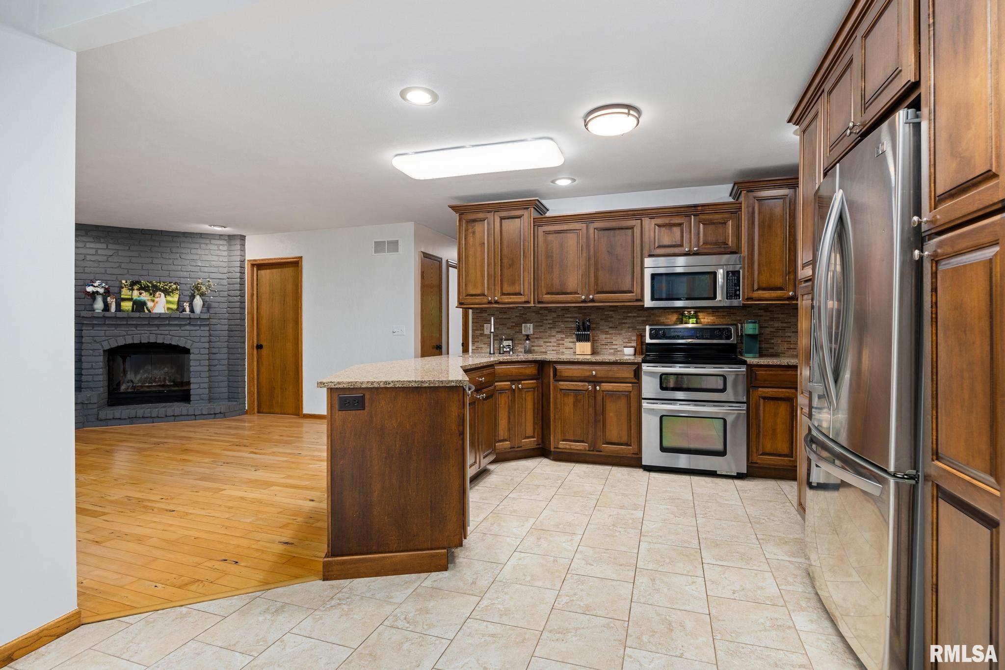 12227 Wood Ridge Court Dunlap, IL 61525 - Photo 17 of 54