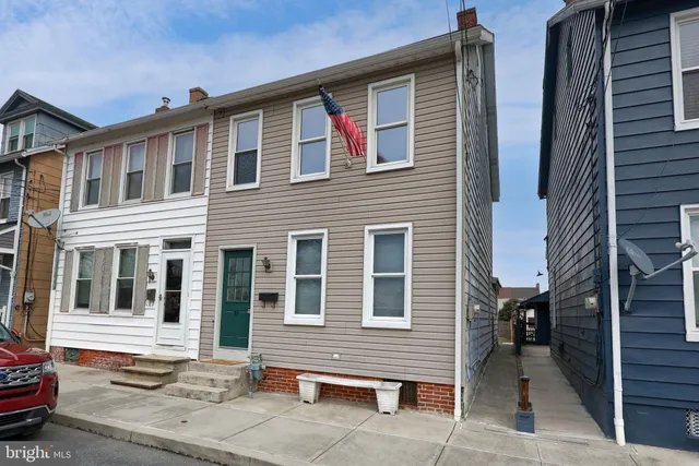 $175,000 | 41 Bethel Street, Columbia, PA 17512
