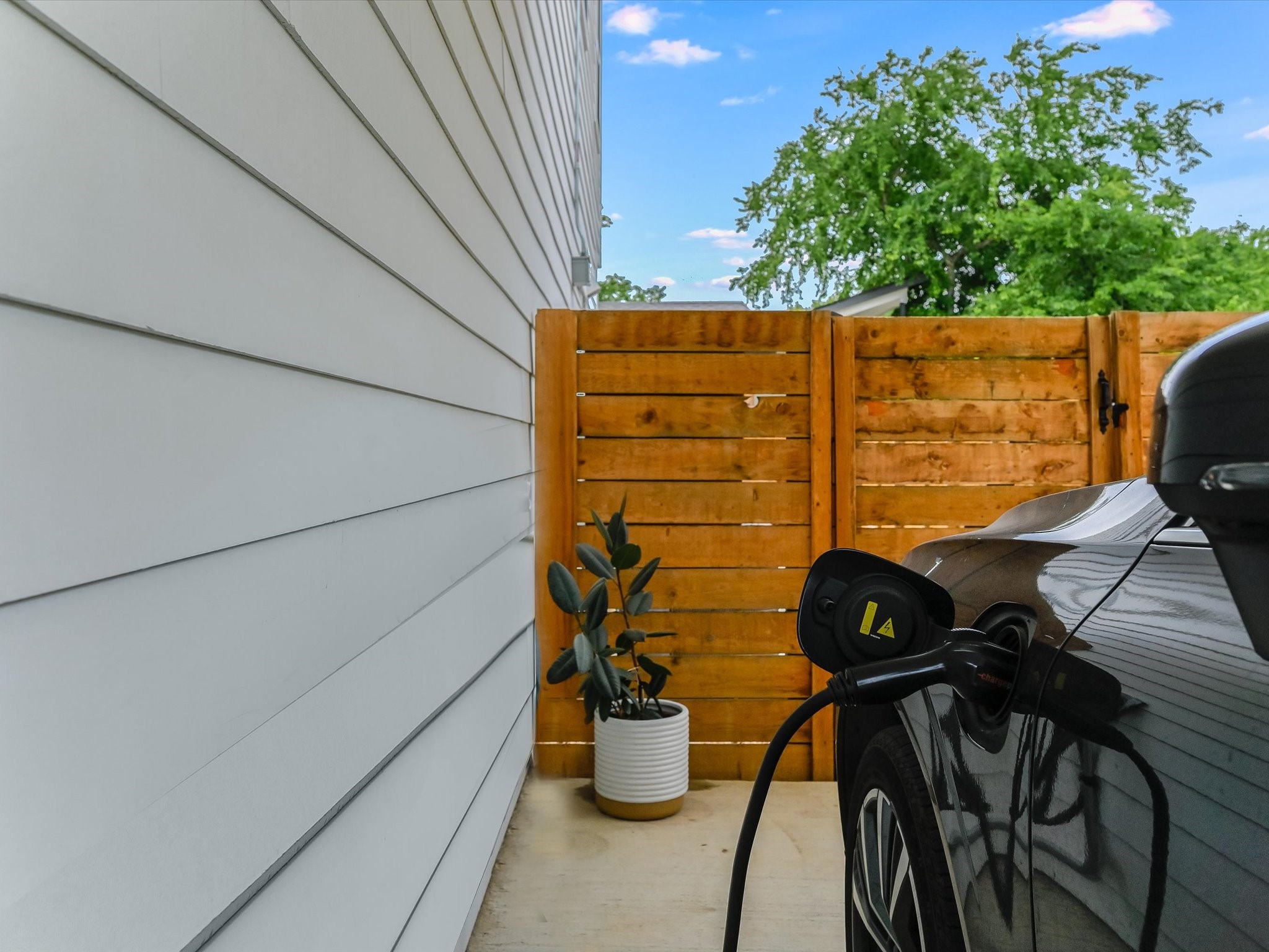 5603 Samuel Huston Avenue, Unit 1 Austin, TX 78721 - Photo 24 of 39 a view of an outdoor space with seating
