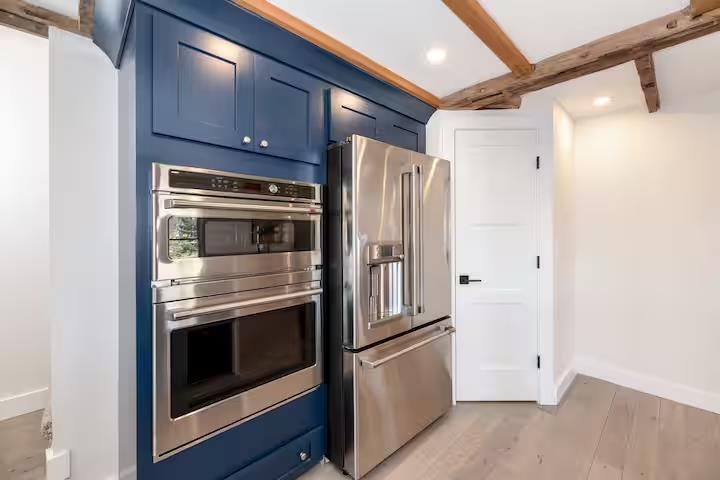 175 Center Street Wolfeboro, NH 03894 - Photo 5 of 25